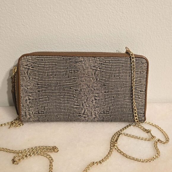 Fossil Reptile Print Leather Crossbody Wallet with chain Purse - Picture 10 of 10